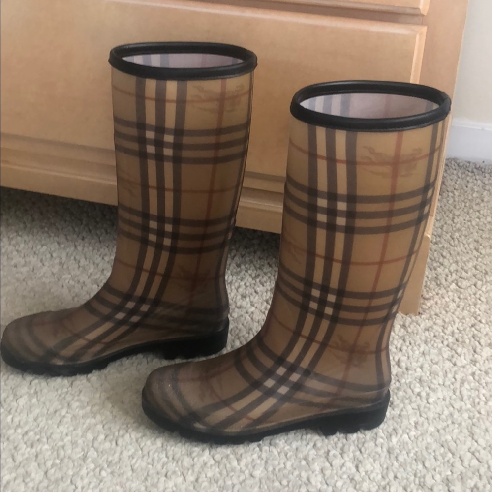 Burberry boot - Picture 3 of 7